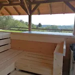 Bakonyszentkiralyi Menedek Apartmán