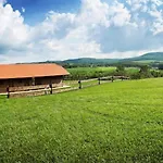 Bakonyszentkiralyi Menedek